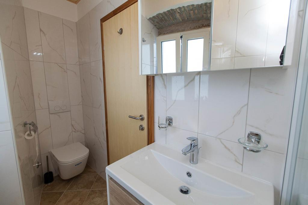 אומיסאליי Holiday Home Nika מראה חיצוני תמונה
