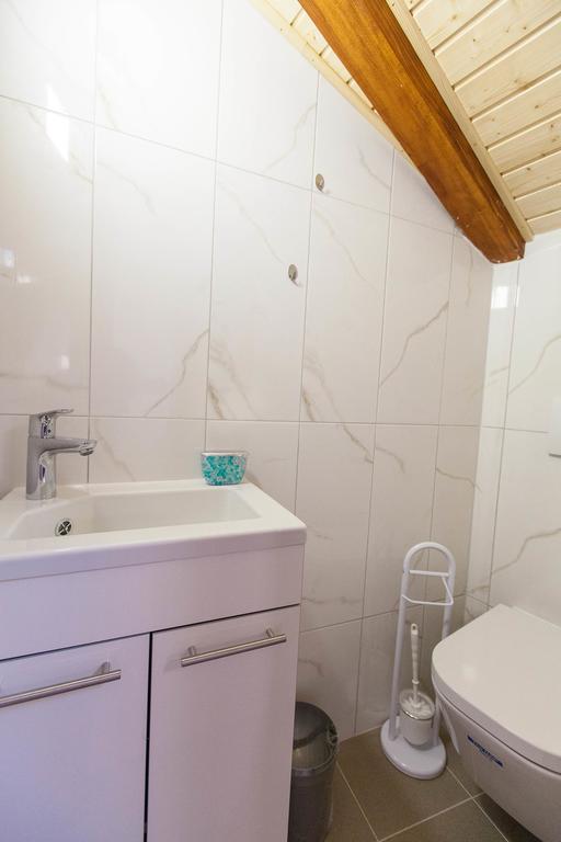 אומיסאליי Holiday Home Nika מראה חיצוני תמונה